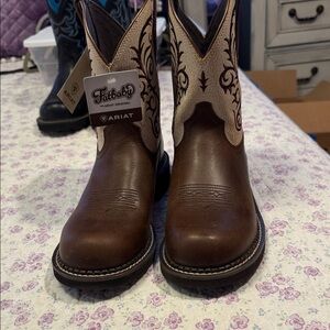 Ariat Brown Foot with Cream Embroidered Shaft Western Pull-On Boots